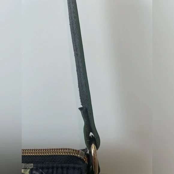 Disney Dooney & Bourke Haunted Mansion Portrait Crossbody Purse - Picture 14 of 15